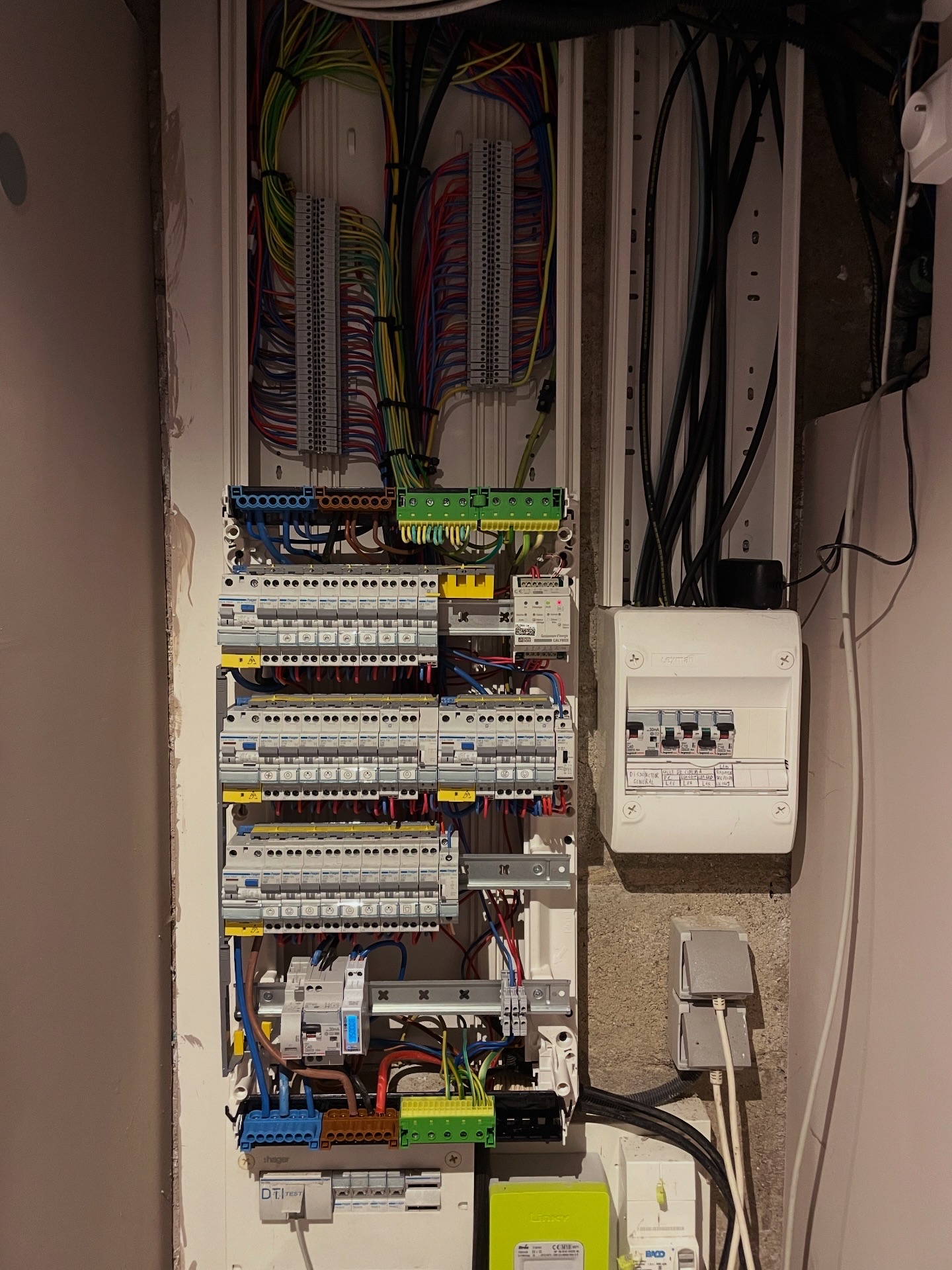 Tableau électrique remis aux normes par Nova Elec